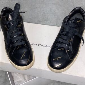 Balenciaga veau sport wmns sz sz 36 Black and gold lace up leather Sneakers